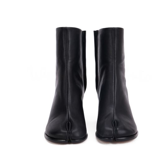 Vika Tabi Boot in Leather