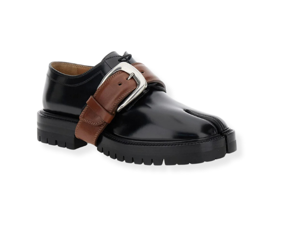 Tabi' Black Loafers With Buckle Belt